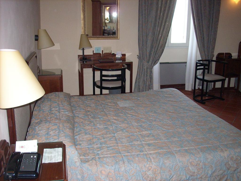 Hotel Palazzo Bocci Spello Dış mekan fotoğraf
